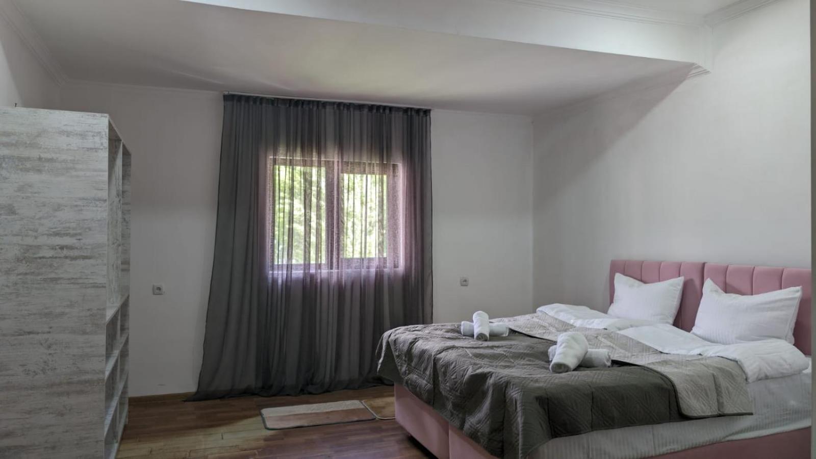 Shara Hotel Mestia Kültér fotó