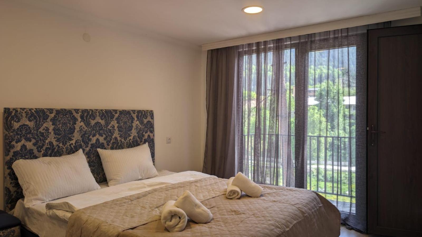 Shara Hotel Mestia Kültér fotó